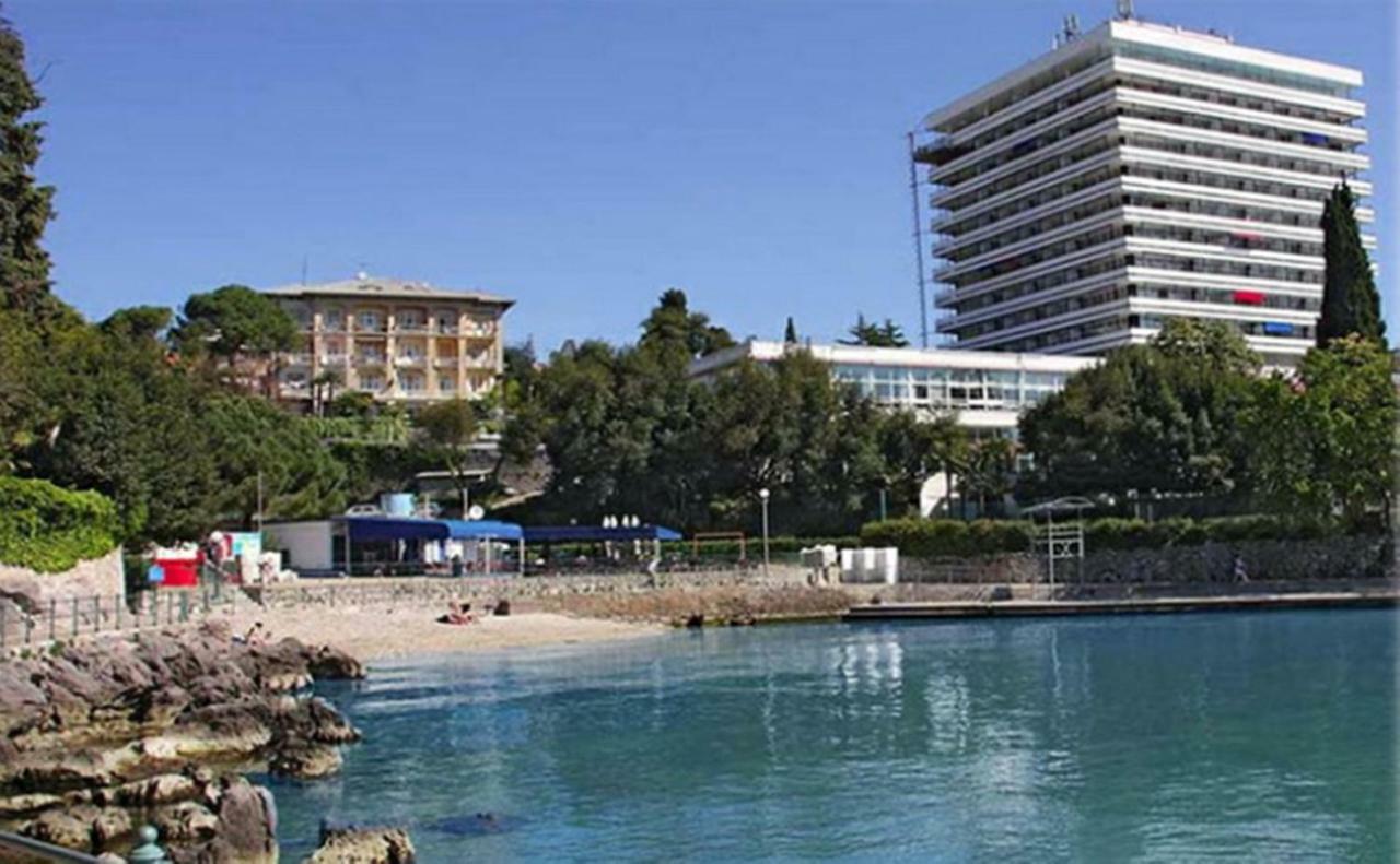 Studio Biba Volosko Opatija Buitenkant foto
